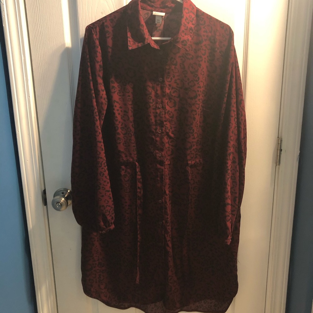 BOGO/50 Burgundy Leopard Shirt dress Size XXL